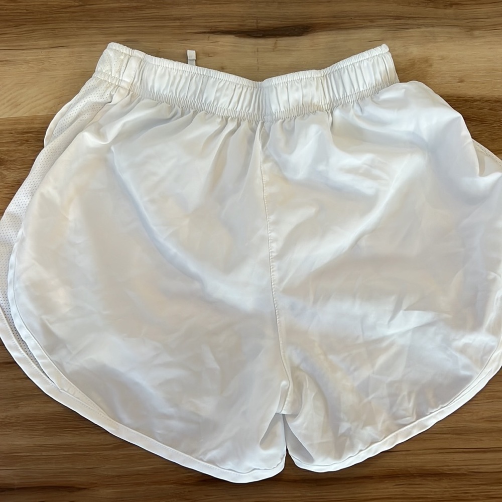 Nike Dri-fit running shorts. Elastic waist with drawstring excellent condition - Picture 3 of 4